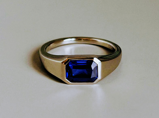 Modern Sapphire Ring