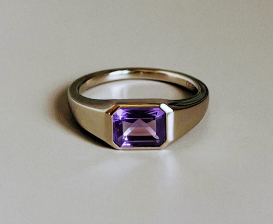 Sophisticated Purple Amethyst Gold Band Ring