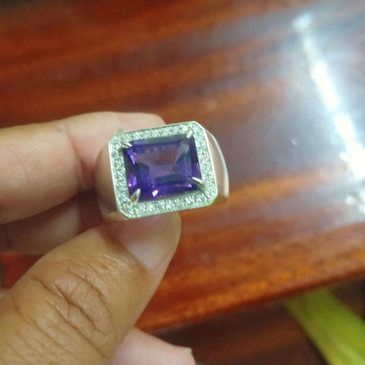 Exquisite Fine Grade Amethyst Ring – US Size 10, Gleaming 925 Rhodium Finish