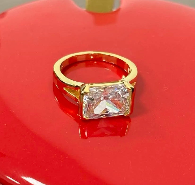 4ct Radiant-Cut White Sapphire Ring in Gold