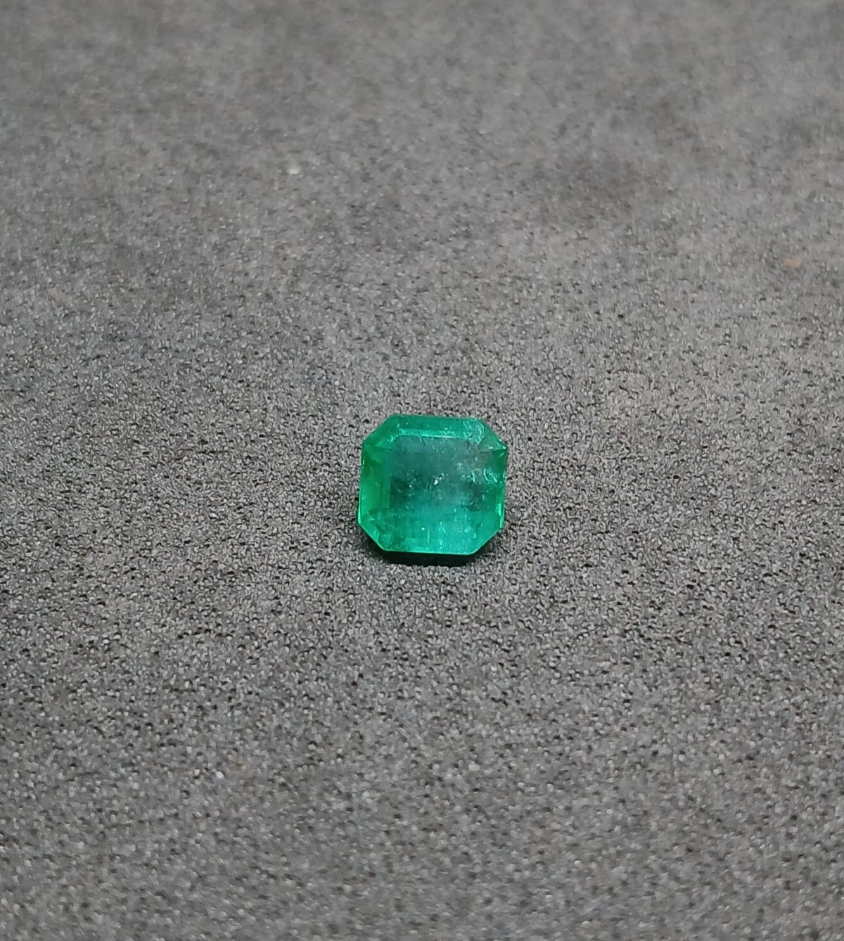 Natural Certified Emerald 1.29cts 11-24-2-EM219