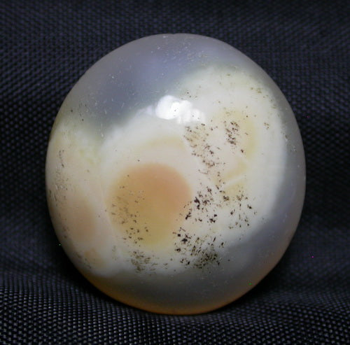 Scattered Half Boiled Egg Natural Agate 4UAG110