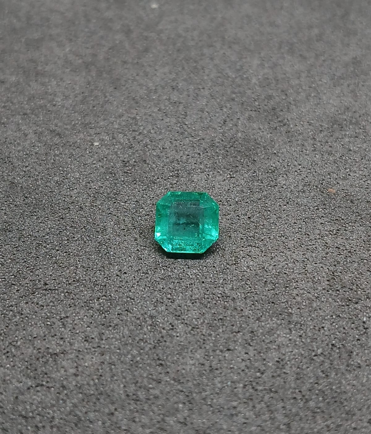 Natural Certified Emerald 1.23cts 11-24-4-EM209