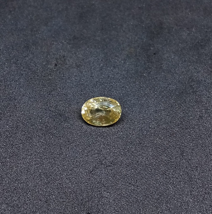 Natural Unheated Certified Yellow Sapphire 3.14cts 11-24-8-YS722