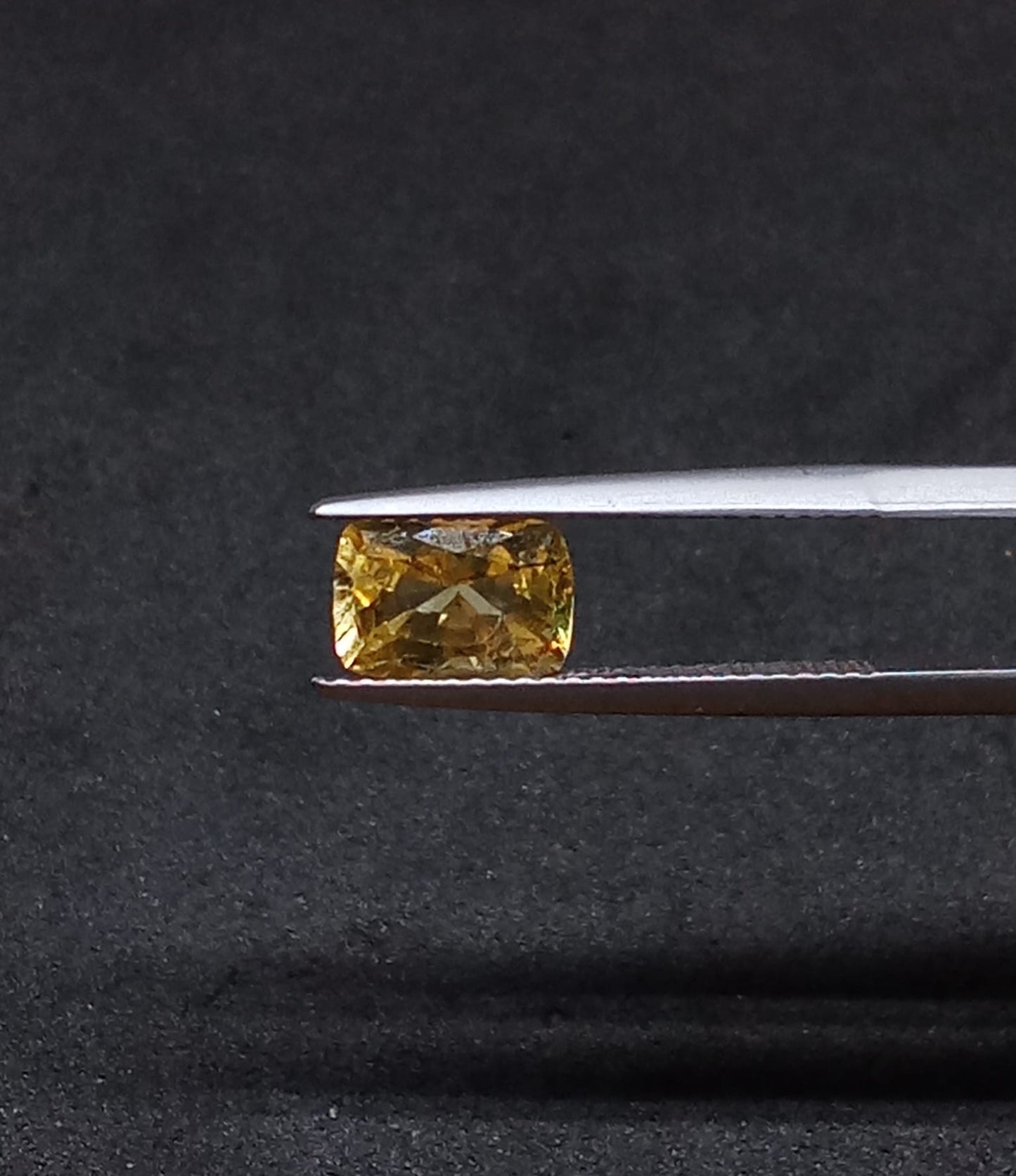 Natural Unheated Certified Yellow Sapphire 11-24-3-YS493