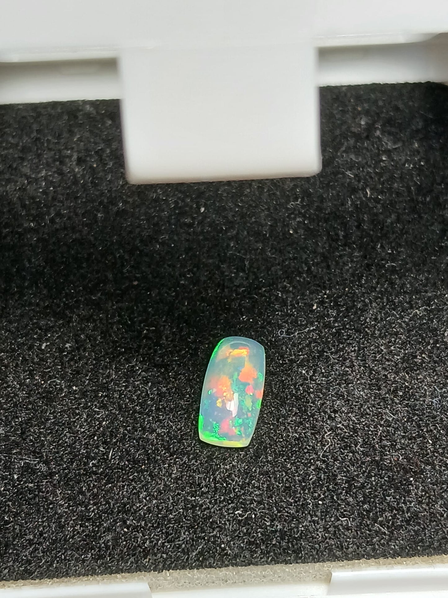 Natural Certified Opal 1.08cts OP34