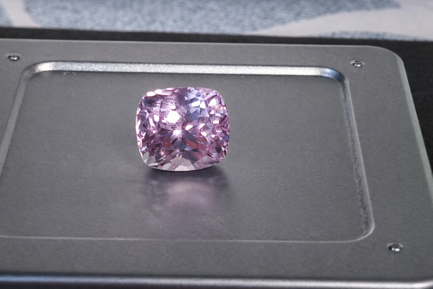 Natural Kunzite: Luminous Dream 5.65cts - K1 (24)