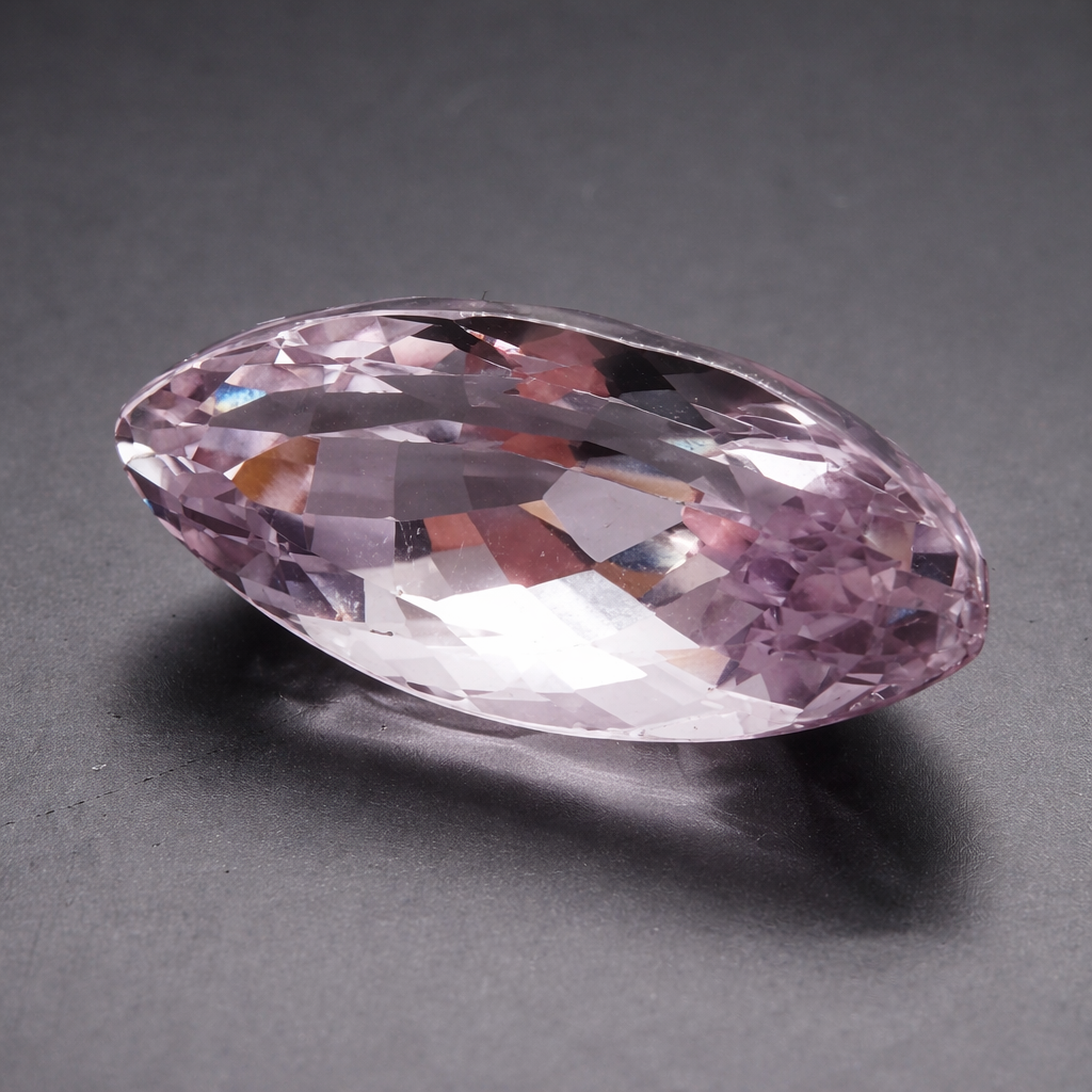 Natural Kunzite: Divine Delicacy 7.5cts- KZ02 (24)