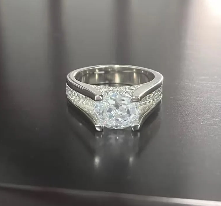 Modern Glamour: 3.5ct Horizontal Oval Brilliance Ring