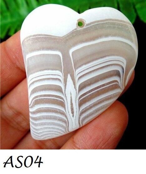 Natural White Coin Stripes Onyx Agate Heart Pendant Bead