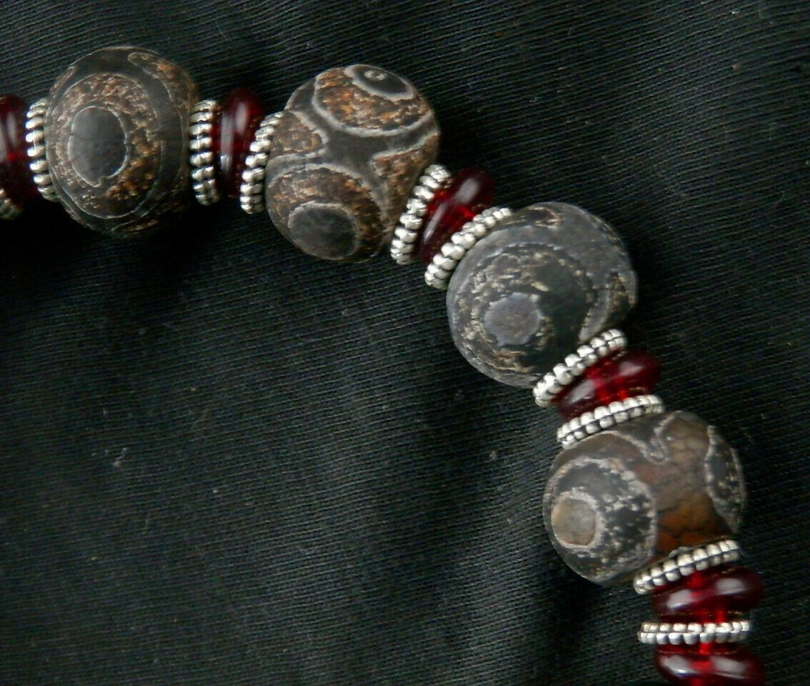 Authentic Natural Tibetan Dzi 3Eyed Disc Beads Bracelet W/Dzi Sun/Moon Bead DB103