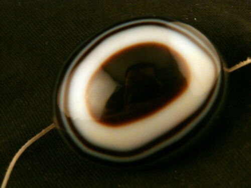 Authentic Tibetan Black Agate Dzi Devil Eye Bead DB109