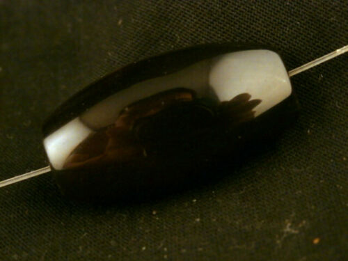 Authentic Tibetan Natural Agate Dzi Black Devil Eyed Flat Bead DB110