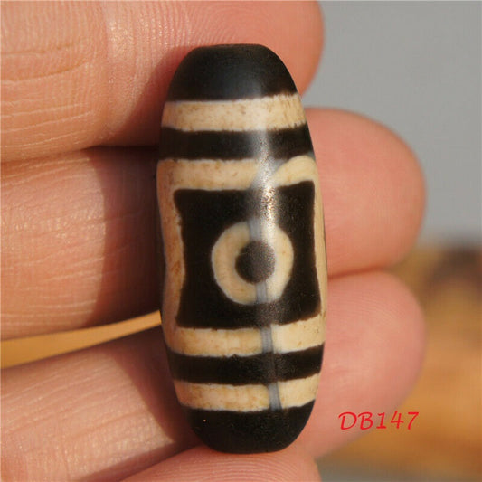 Authentic Natural Tibetan Dzi 2 Eyed Bead DB147