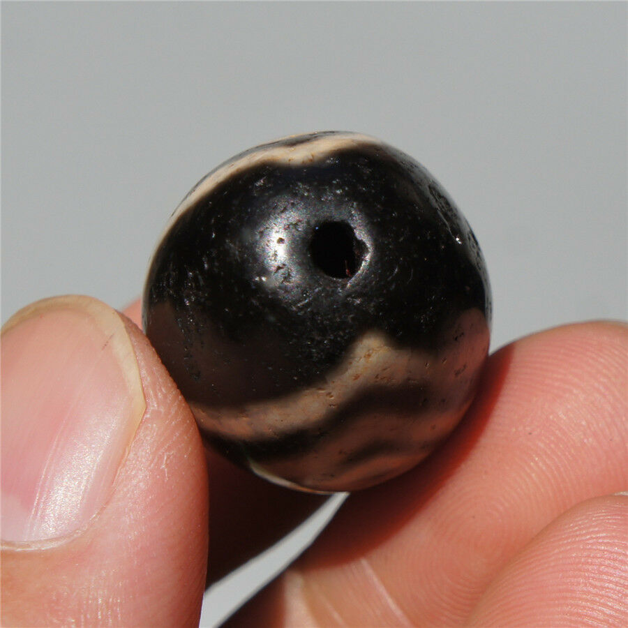 Authentic Natural Tibetan Dzi 2 Eyed Bead DB148