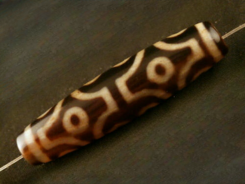 Natural Tibetan Old Dzi 12Eyed Bead DB151