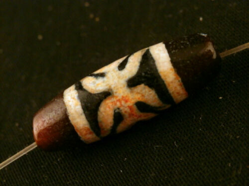 Natural Tibetan Dzi 2Figures Small Bead