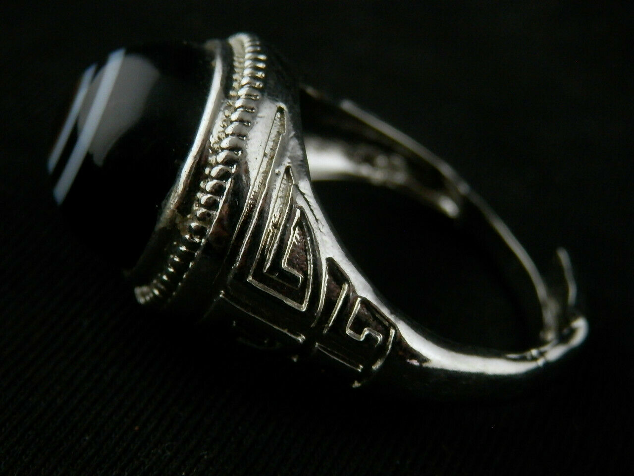 Authentic Natural Tibetan Silver Inlay Dzi Sky Eyed Bead Ring (SIZE 10.5)