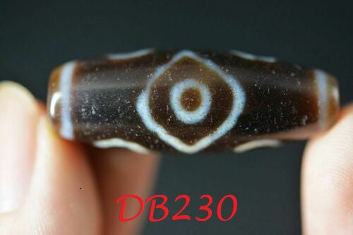 Authentic Natural Tibetan Dzi 6 Eyed Bead DB230