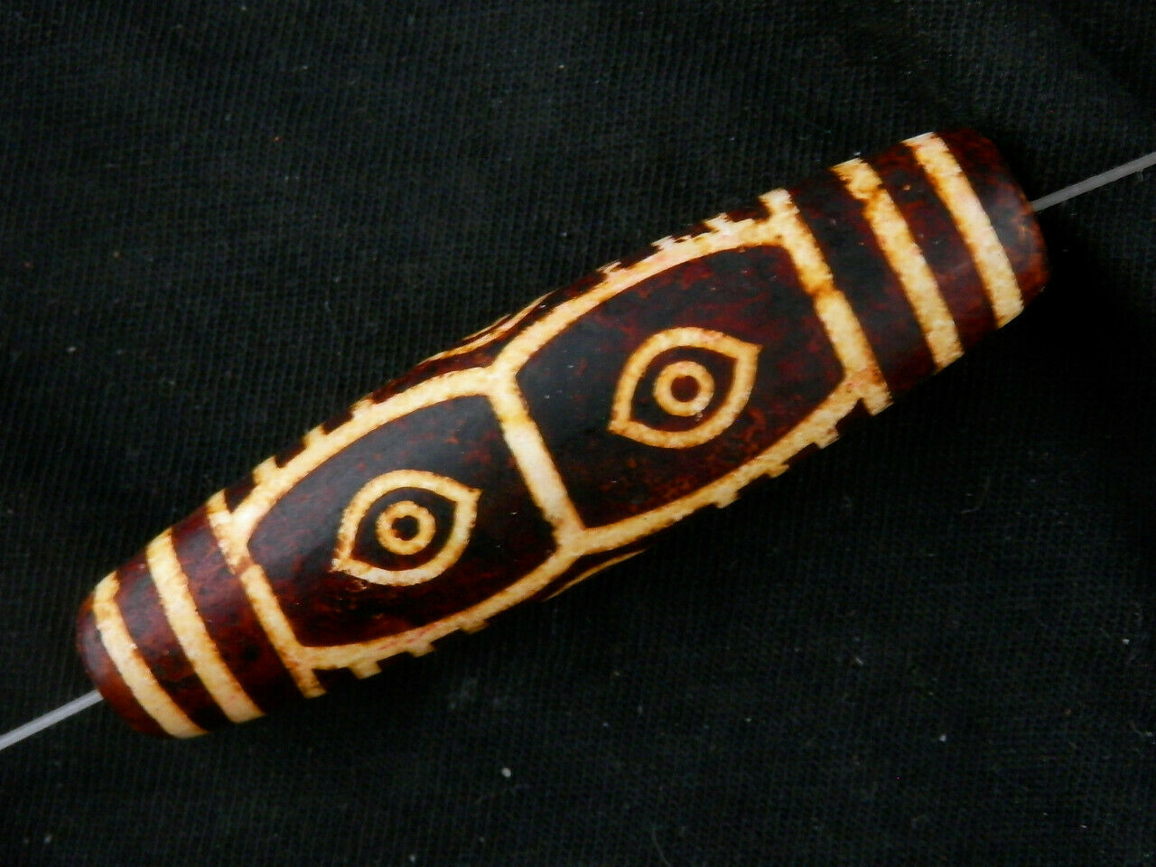 Authentic Natural Tibetan Dzi 6 Eyed Bead DB238