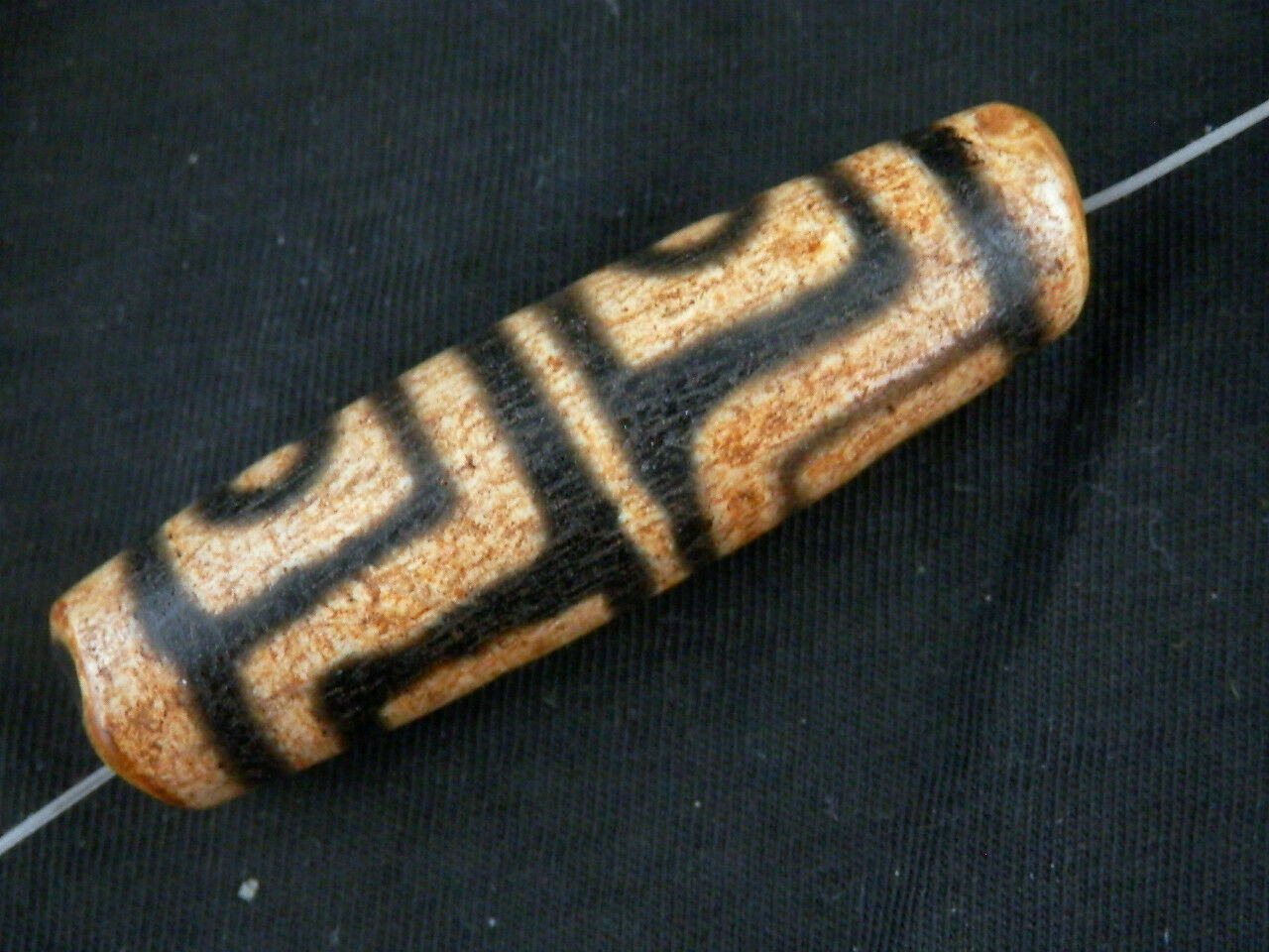 Authentic Natural Tibetan Dzi 4 Eyed Bead DB241