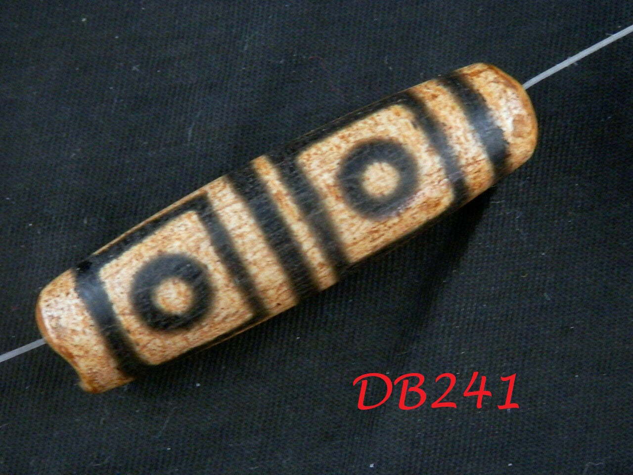 Authentic Natural Tibetan Dzi 4 Eyed Bead DB241