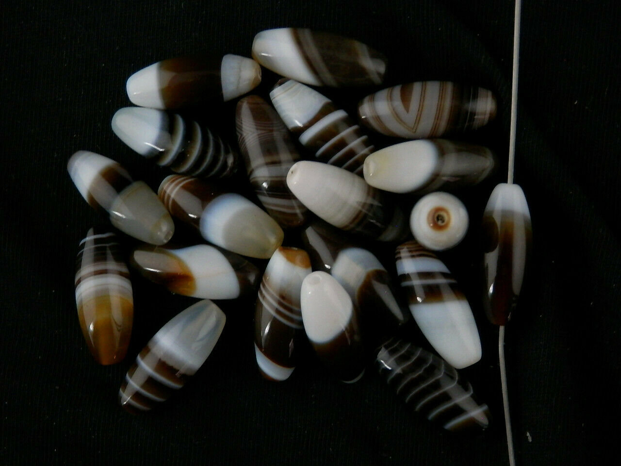 Authentic Natural 20pcs Tibetan Dzi Stripes Beads