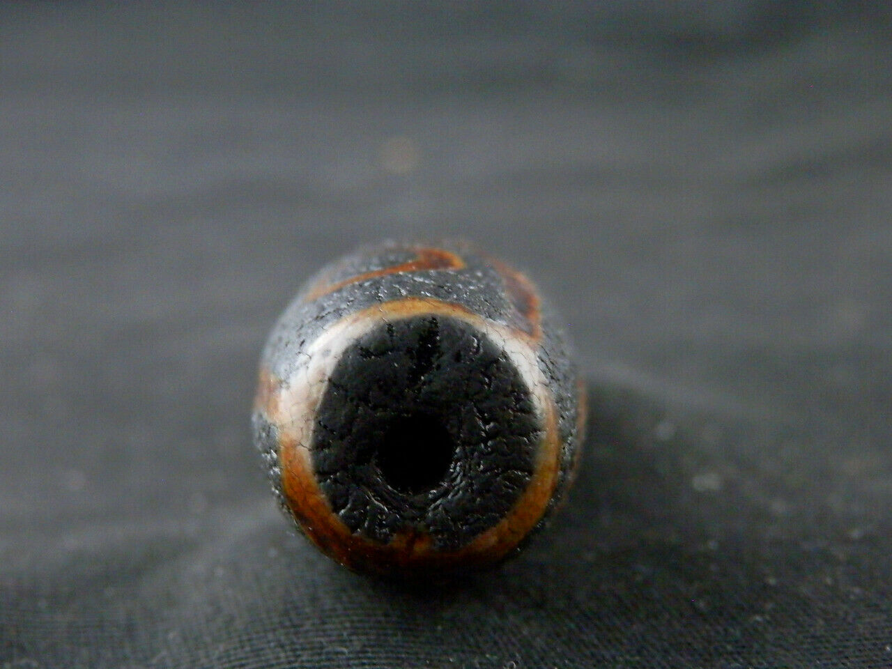 Authentic Natural Tibetan Dzi 9 Eyed Bead DB253