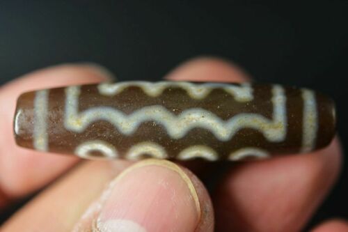 Authentic Natural Tibetan Dzi 6 Eyed Bead DB259