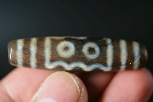 Authentic Natural Tibetan Dzi 6 Eyed Bead DB259