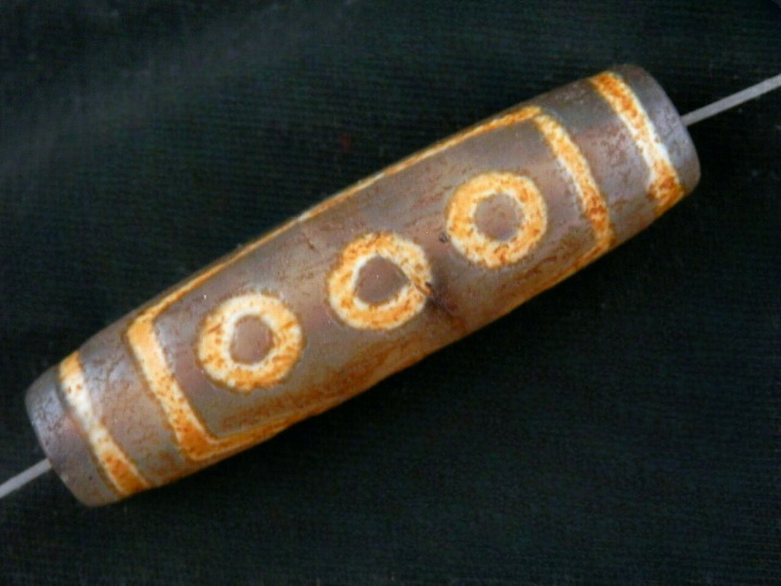 Authentic Natural Tibetan Dzi 7Eyed Bead DB267