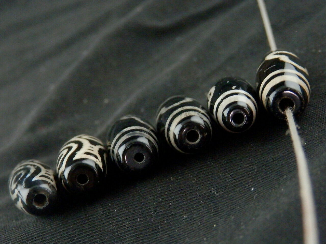 6Pcs Authentic Natural Tibetan Dzi Dargon Eyed Beads