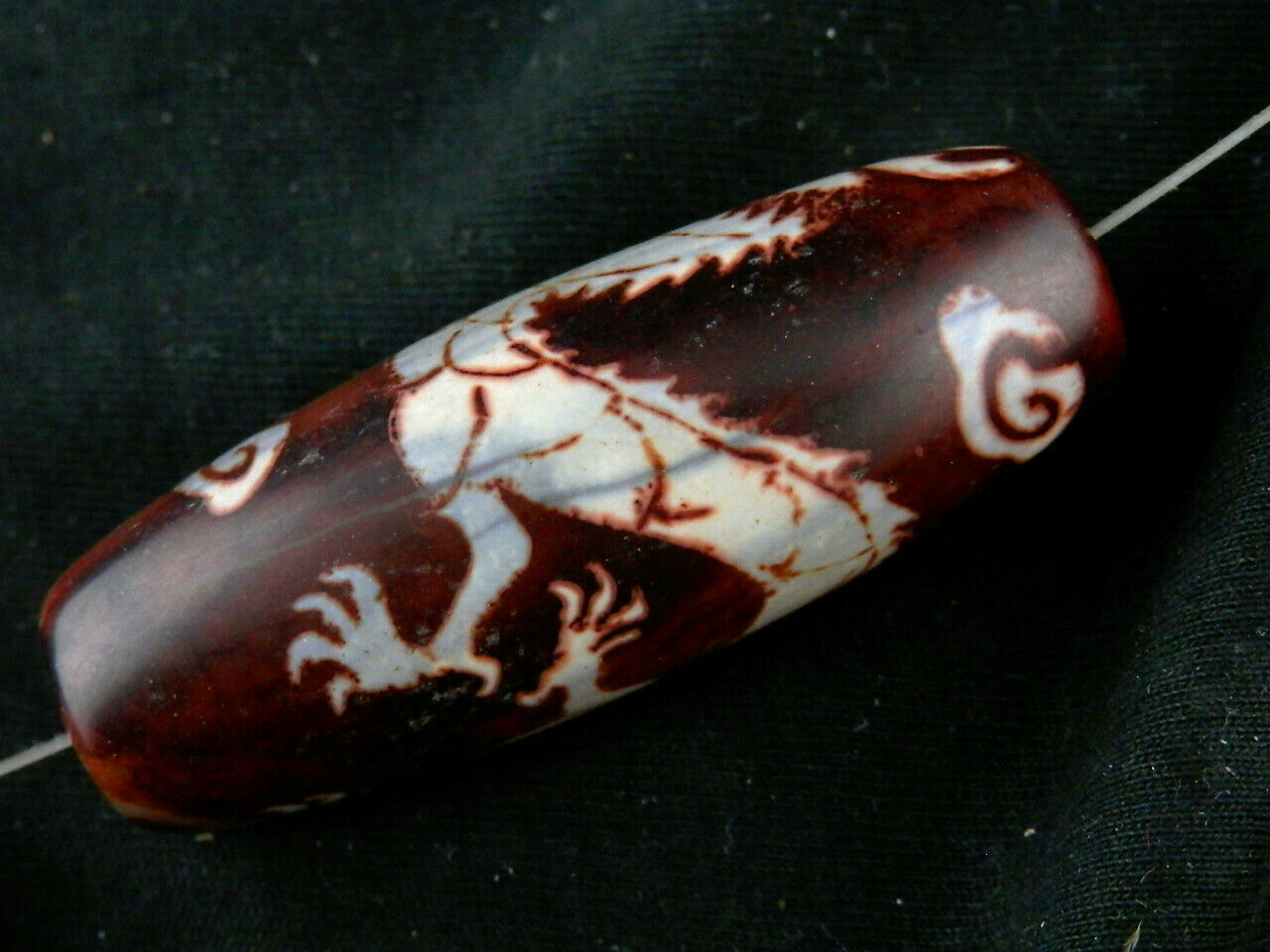 Authentic Natural Tibetan Dzi Dragon Bead DB275