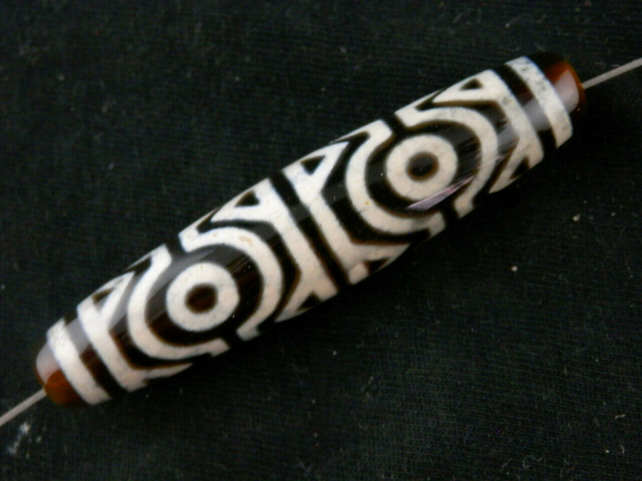 Authentic Natural Tibetan Dzi 6 Eyed Bead DB279