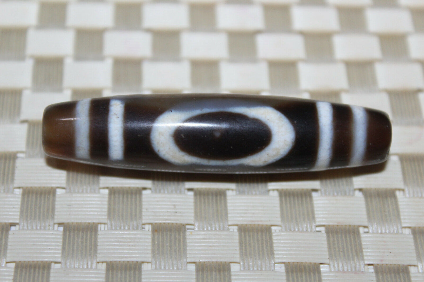 Authentic Natural Tibetan 1 eye old dzi bead