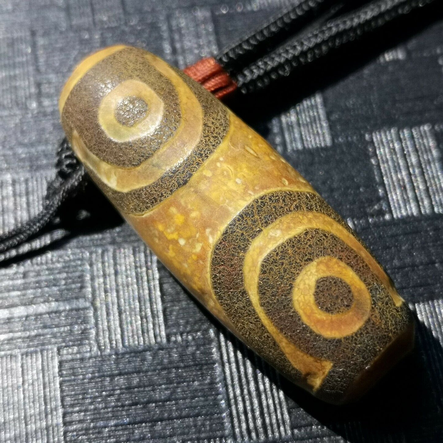 Authentic Natural Tibetan Dzi 4 Eyed Bead DB316