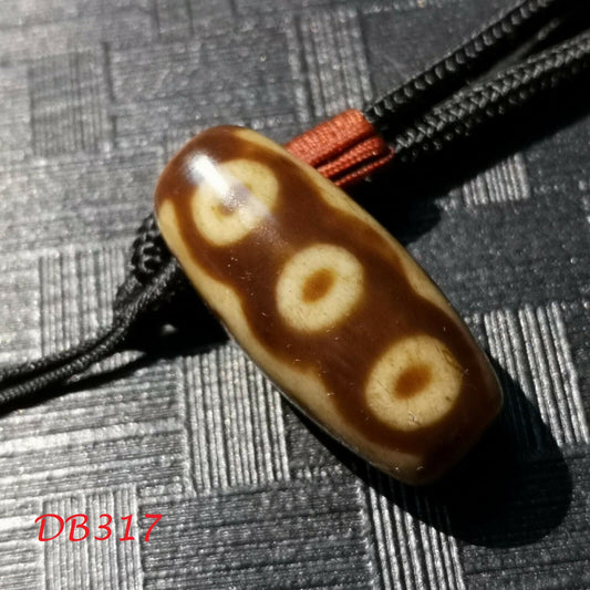 Authentic Natural Tibetan Dzi 5 Eyed Bead DB317