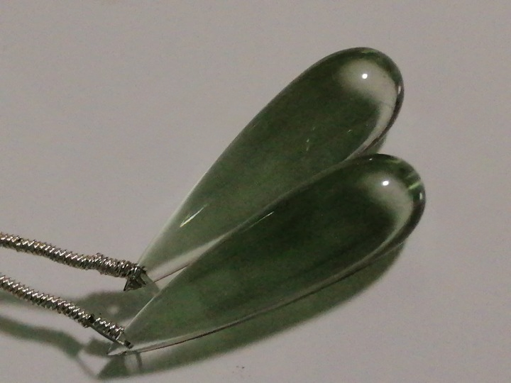 NATURAL GREEN AMETHYST BRIOLLITE DROPS