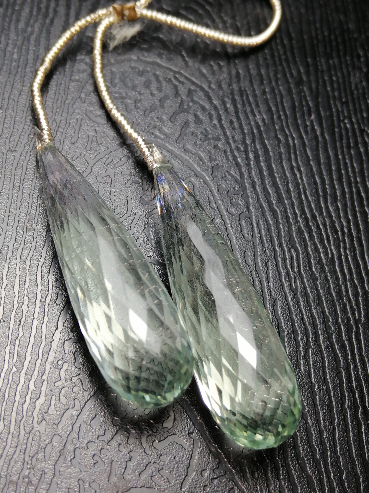 NATURAL GREEN AMETHYST BRIOLLITE DROPS