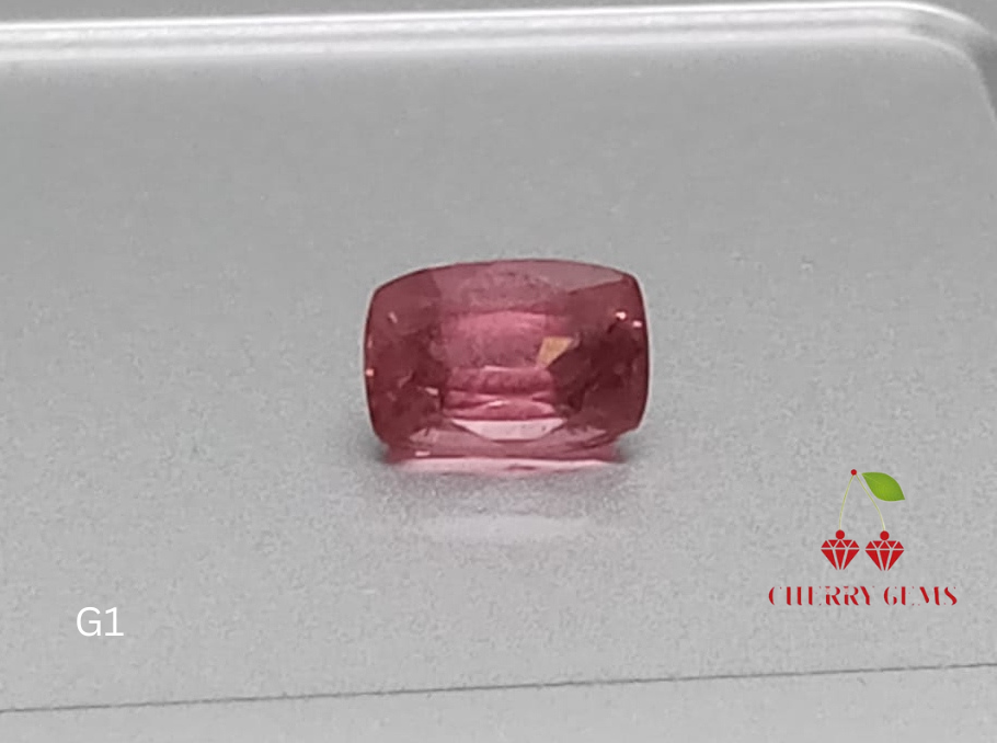 Natural Garnet Gleam A Jewel's Radiance 2.33cts - G1 (24)