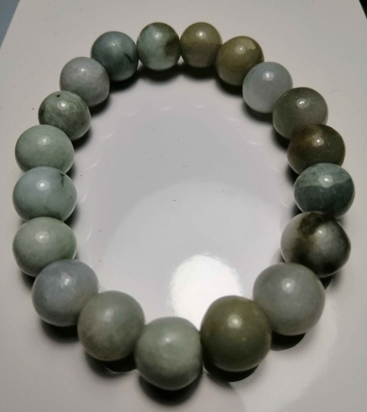 NATURAL JADE BRACELET (11.3mm) JB07