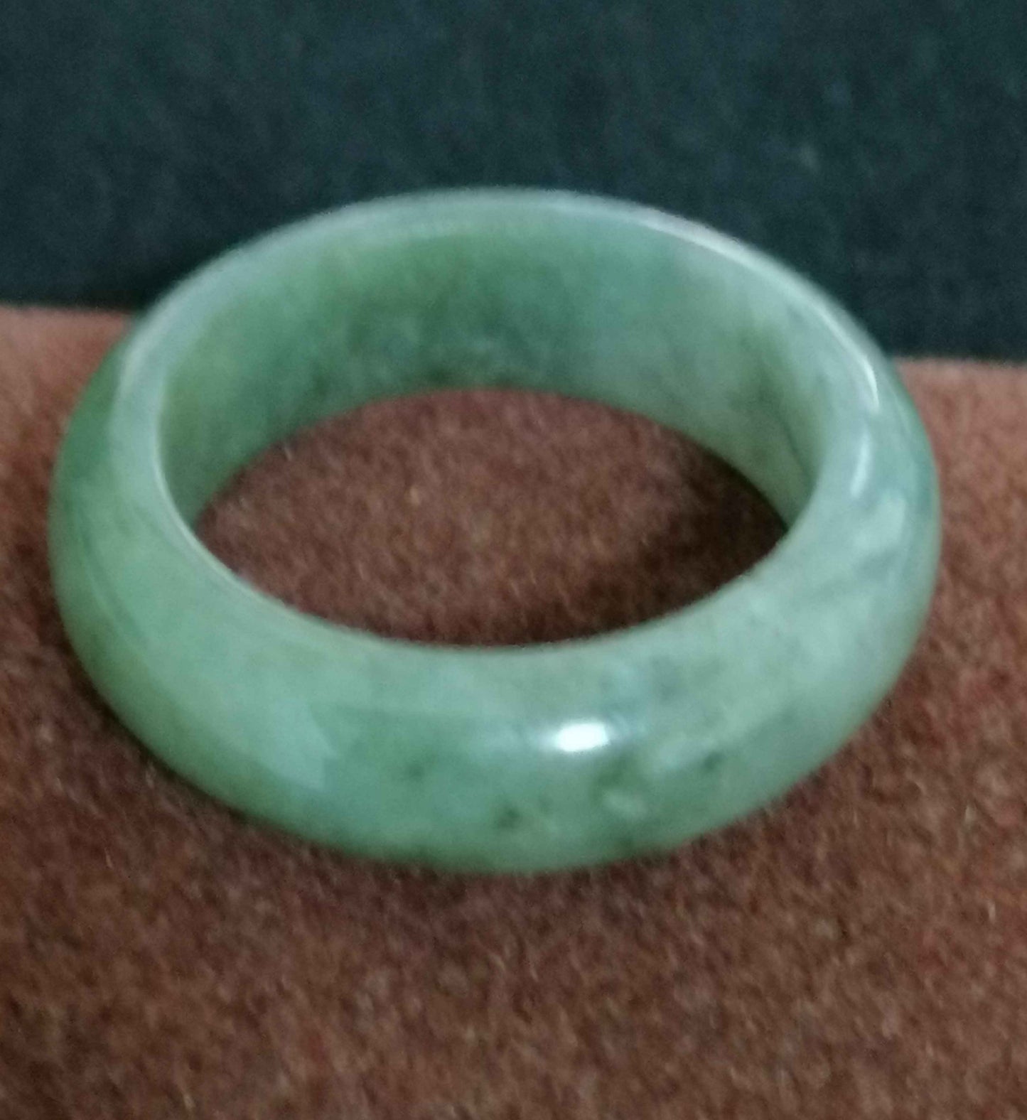 NATURAL JADE WOMEN RING (size 8mm) JB103