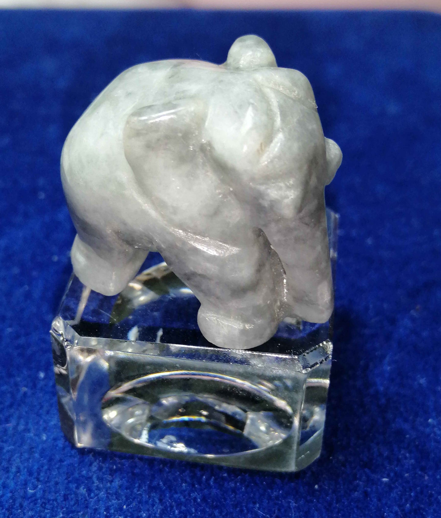 NATURAL CARVED JADE (elephant)