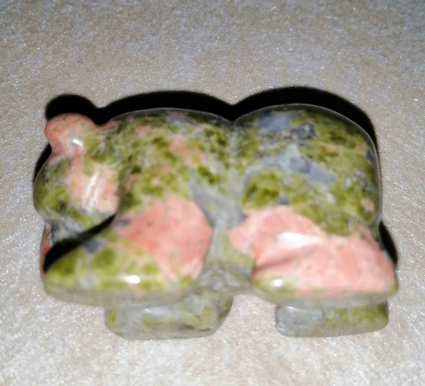 NATURAL UNAKITE JASPER HAND CARVED BEAR FIGURINE