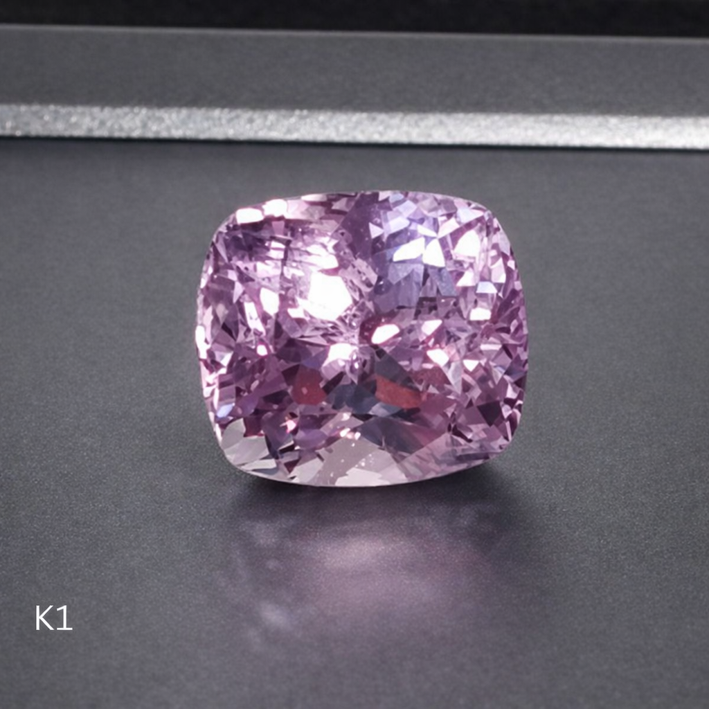 Natural Kunzite: Luminous Dream 5.65cts - K1 (24)