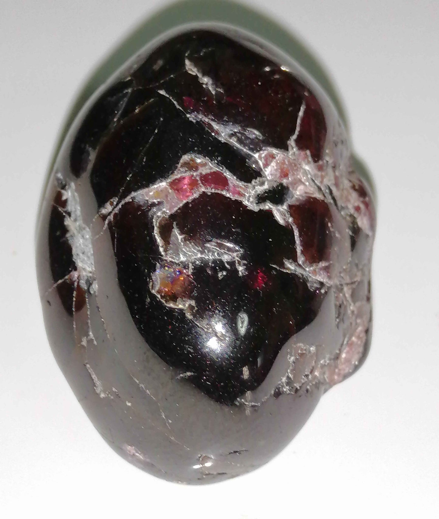 NATURAL GARNET MINERAL