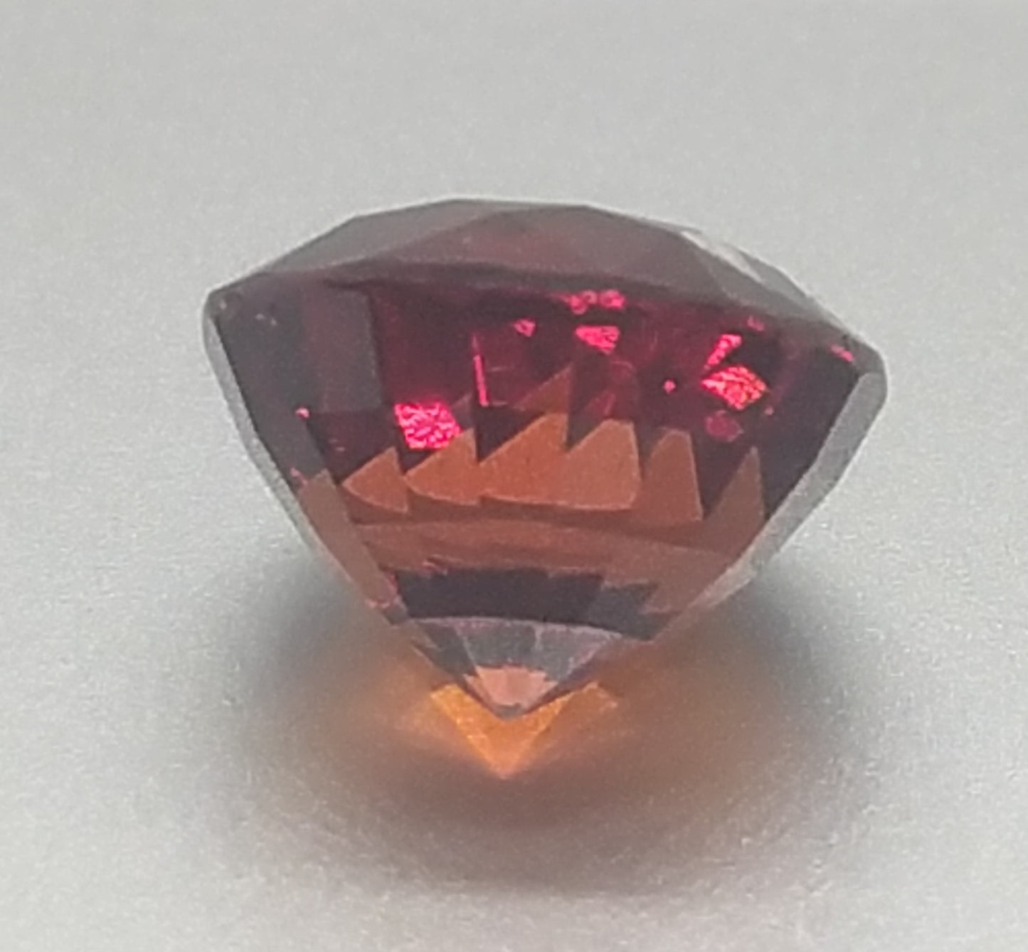 Natural Certified Garnet: Maroon Marvel 10.65cts- NA10 (24)