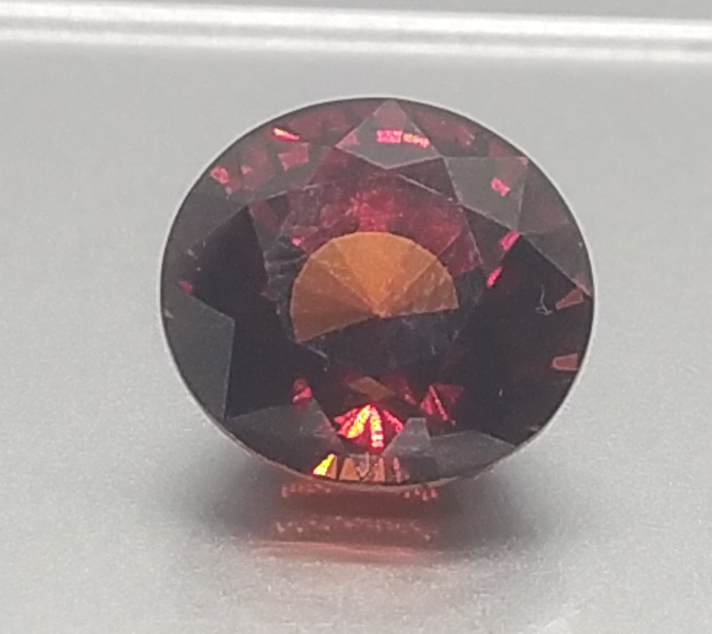 Natural Certified Garnet: Maroon Marvel 10.65cts- NA10 (24)