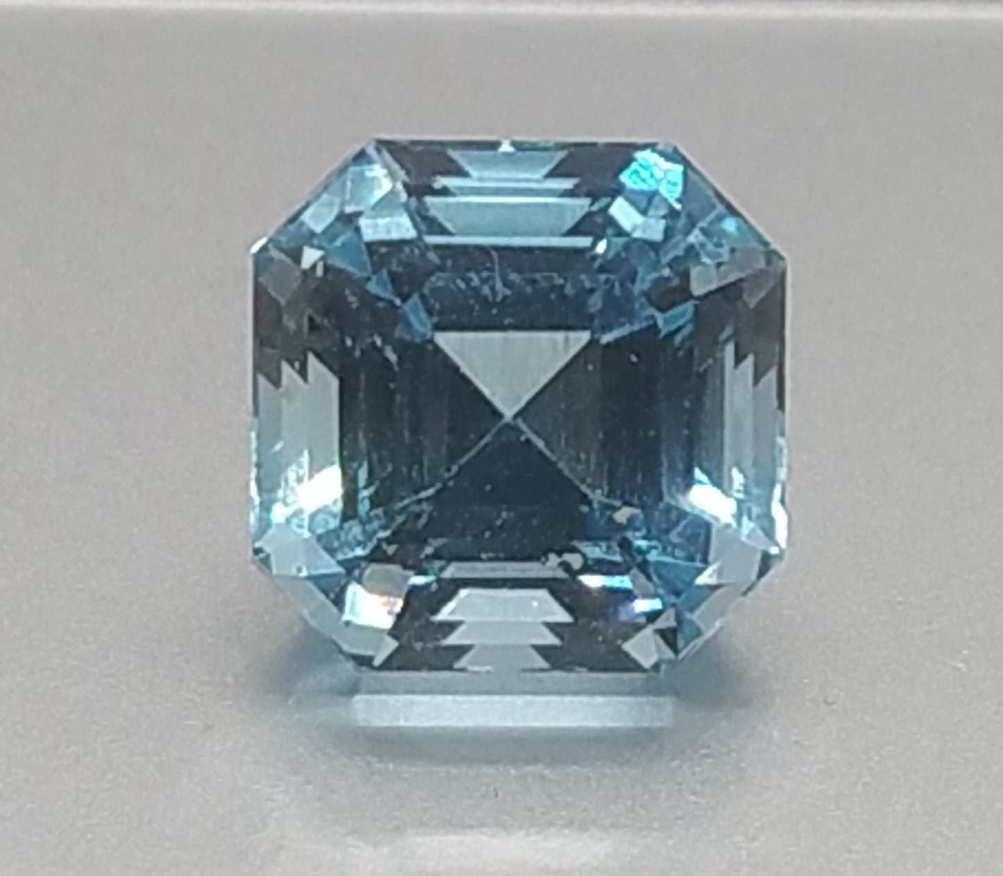 Natural Certified Topaz: Pacific Jewel 9.15cts- NA22 (24)