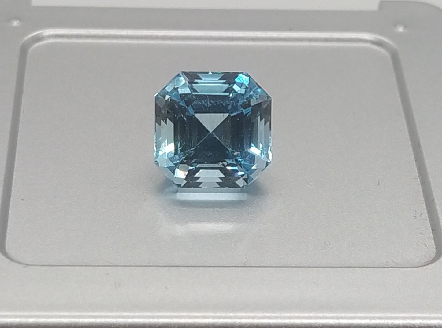 Natural Certified Topaz: Pacific Jewel 9.15cts- NA22 (24)